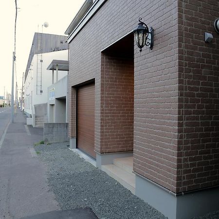 Ocho Guest House Sapporo Buitenkant foto