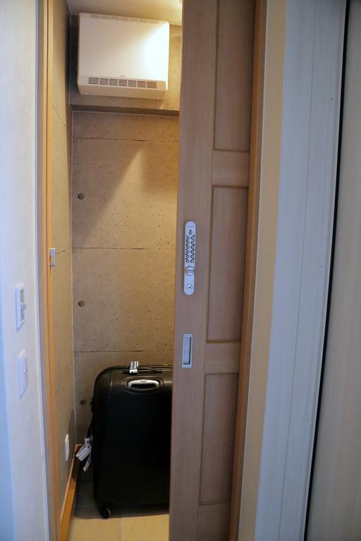 Ocho Guest House Sapporo Buitenkant foto